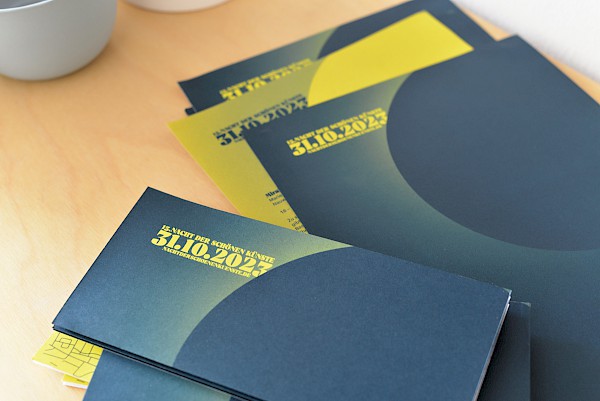 Grafikdesign für die Nacht der schönen Künste Saarbrücken. Ausstellungsorganisation, Flyer, Plakate, Webseite